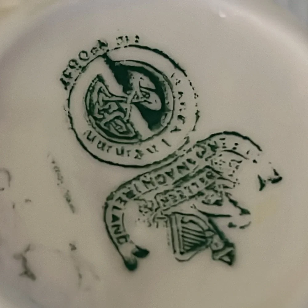 Lot 3 Vintage Belleek horseshoe ashtray creamer & vase